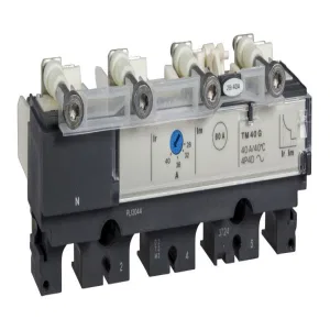 4П4T TM80G РАСЦЕП.ДЛЯ NSX100-250 (ШНАЙДЕР) 4П4T TM80G РАСЦЕП.ДЛЯ NSX100-250 (ШНАЙДЕР)